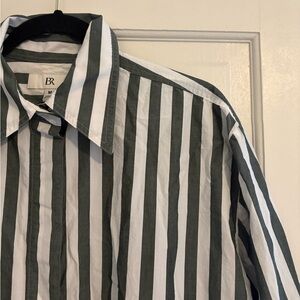 Banana Republic Hunter Green and White Striped Shirt - Size M